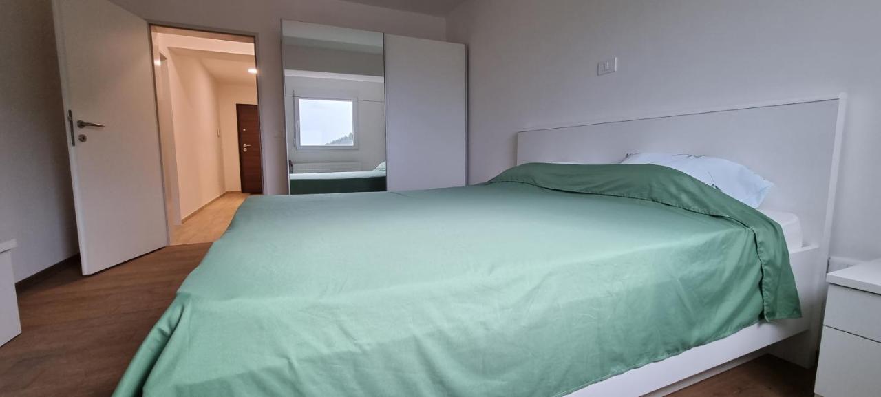 Svir Skyline Apartment No 39 Ohrid Esterno foto