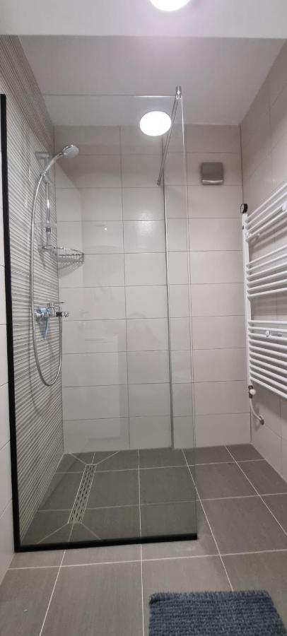 Svir Skyline Apartment No 39 Ohrid Esterno foto