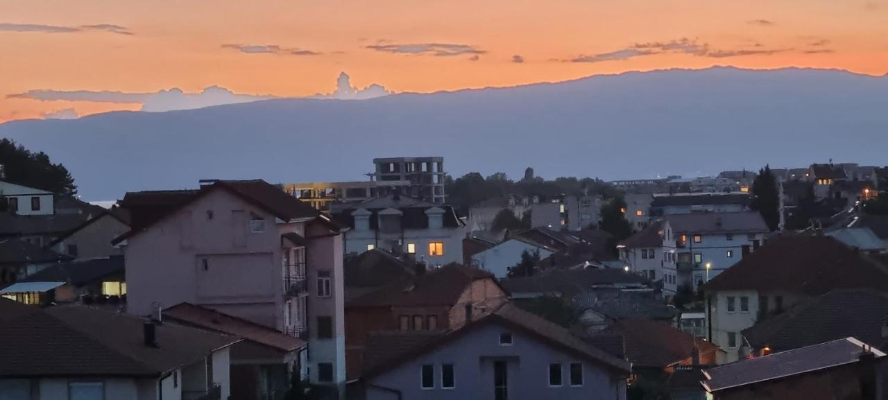 Svir Skyline Apartment No 39 Ohrid Esterno foto